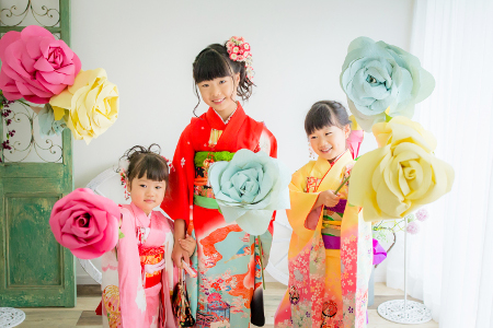 下関で写真館をお探しの方は七五三やお宮参りもかわいく撮影する【種田写真館】へ